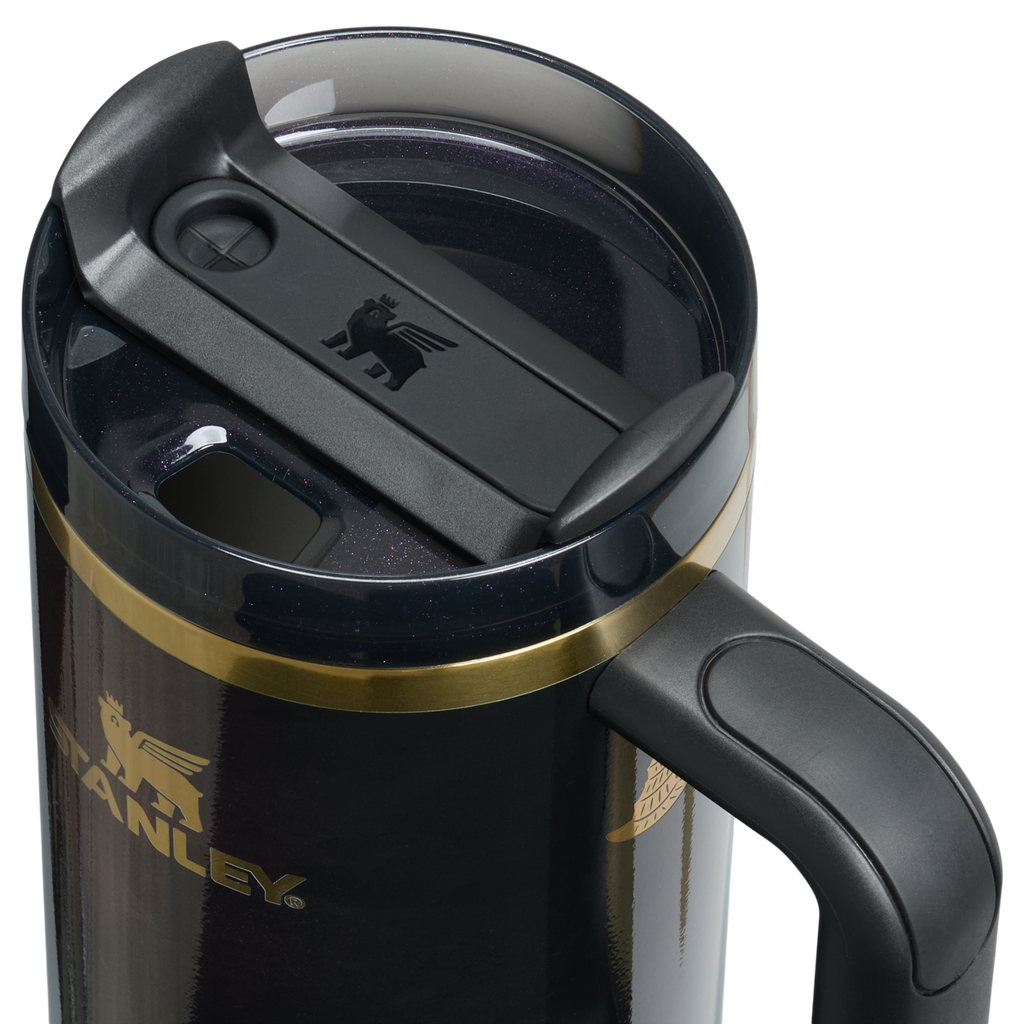 Double-Wall Vacuum The Wicked for Good Quencher H2.0 Flowstate Tumbler D246P - Premium Stainless Steel Straw Cup for All-Day Hydration Detail